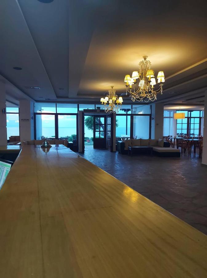 Aeolos Hotel Kamariotissa Bagian luar foto