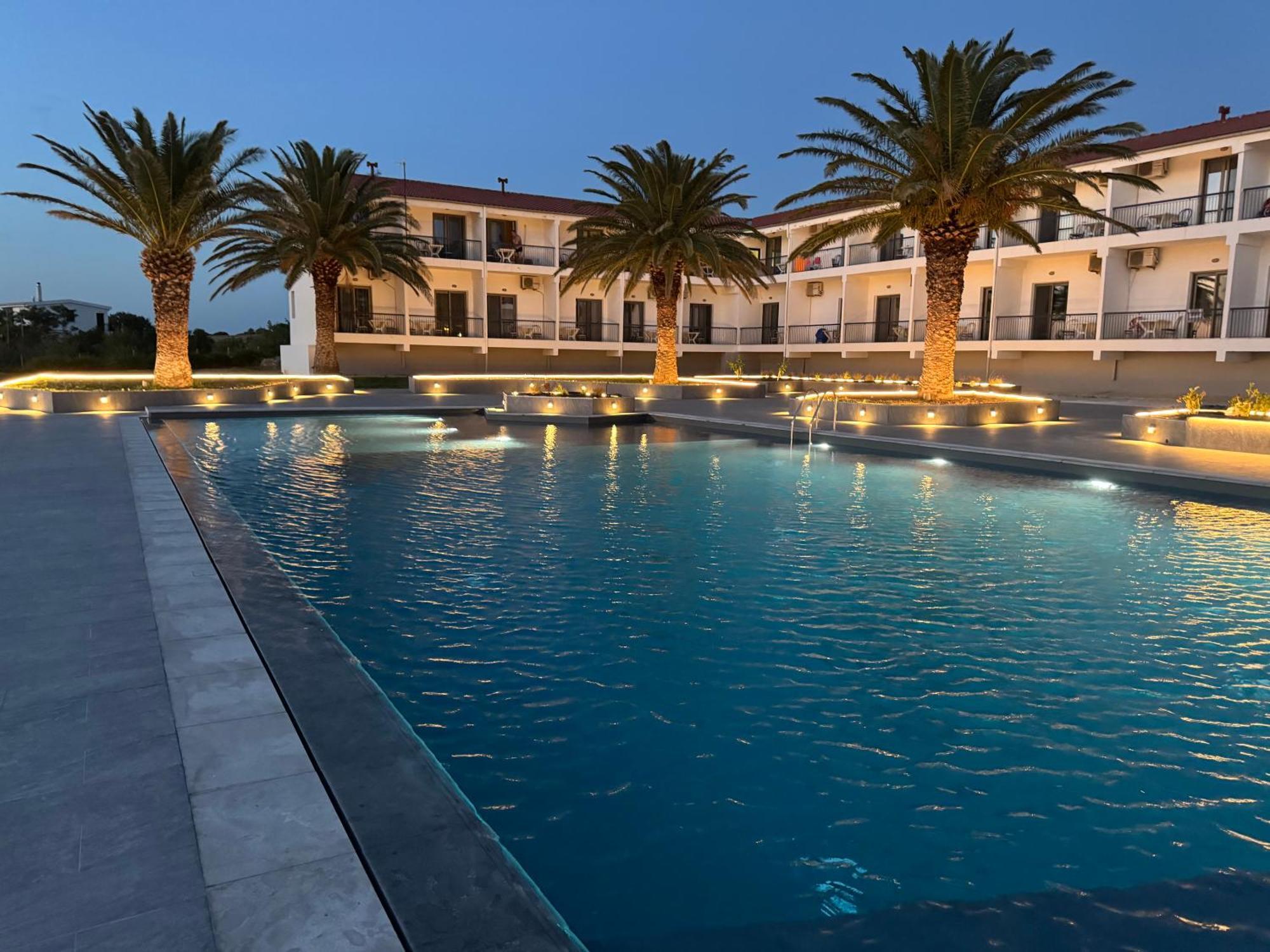 Aeolos Hotel Kamariotissa Bagian luar foto